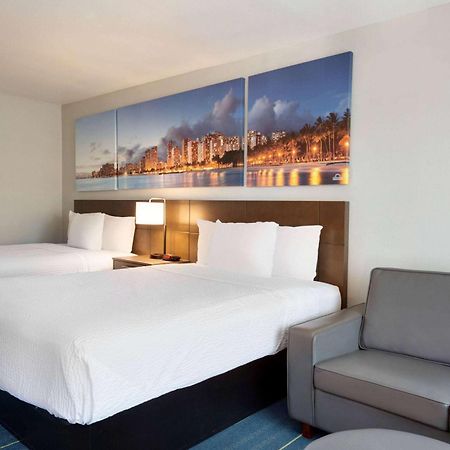 Days Inn & Suites By Wyndham Anaheim At Disneyland Park Exteriér fotografie