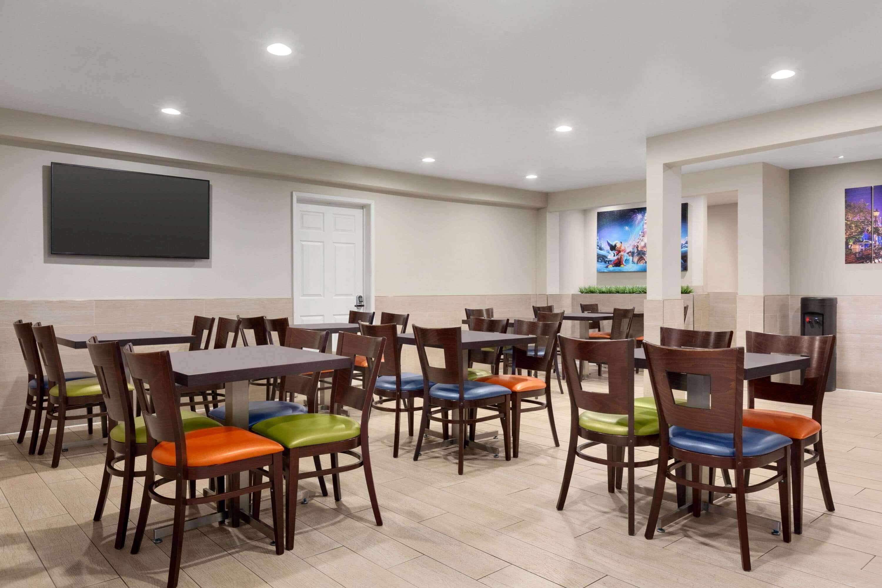 Days Inn & Suites By Wyndham Anaheim At Disneyland Park Exteriér fotografie